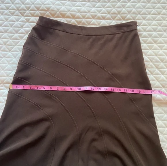 Title Nine A-Line Skirt Dark Brown Stretch Size 10 Travel Y2K Comfy - Picture 6 of 8